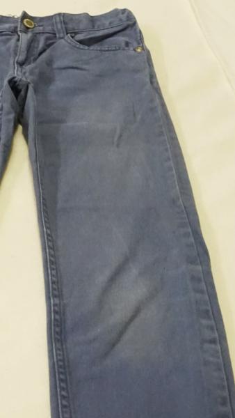 Jeanshose Gr. 134 von H&M (928)
